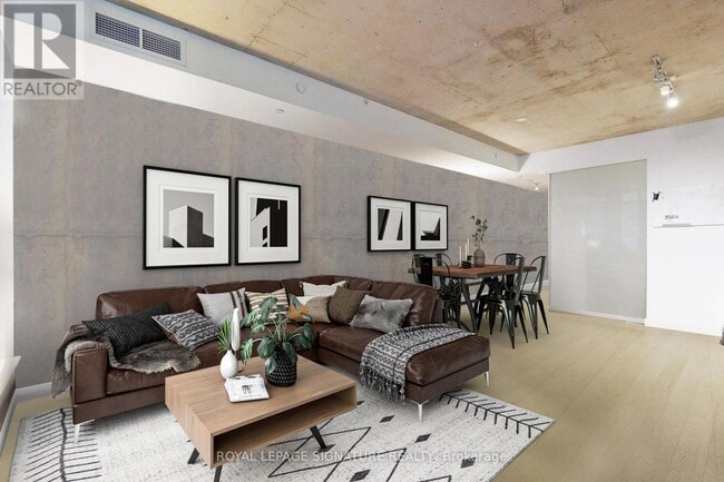 Photo du bâtiment - 111 Bathurst St