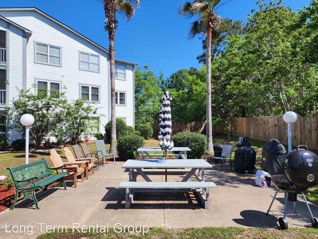 Foto del edificio - 1 br, 1 bath House - 2200 W 2nd Street 303B