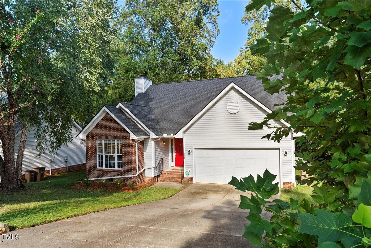 Primary Photo - 624 Deacon Ridge St