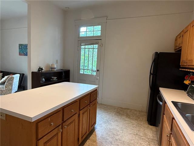 Foto del edificio - 7811 Freret St