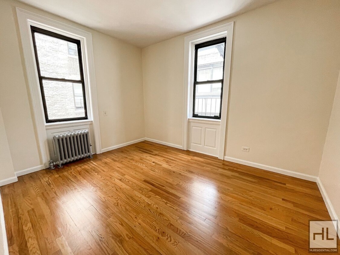 Primary Photo - WEST 45 STREET