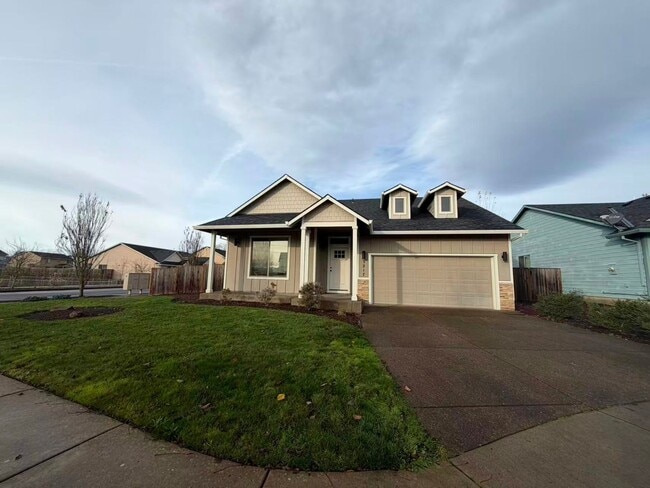 Building Photo - 3217 Gwen Ct SE