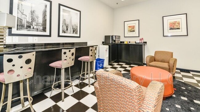 Photo - 1001 N Randolph St Apartment