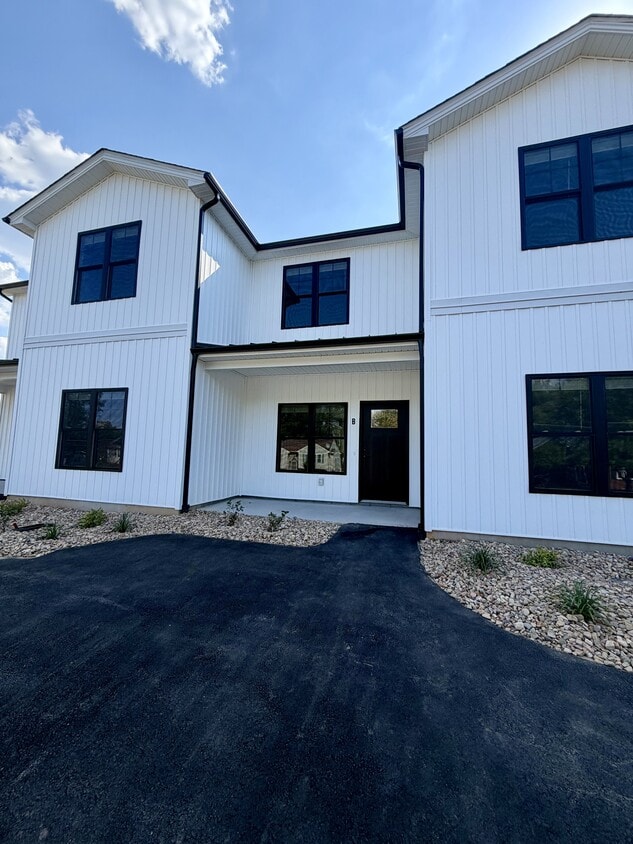 Photo - 118 Beechwood Dr (Lynchburg, VA)