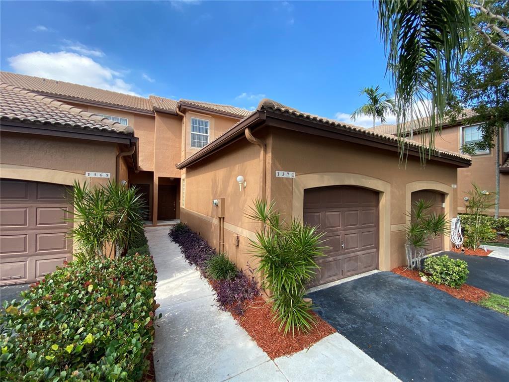 1371 Veracruz Ln, Weston, FL 33327 Townhome Rentals in Weston FL
