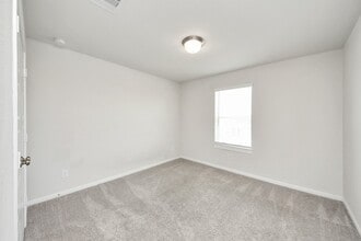 Building Photo - 4422 Sandhill Terrace Ln Building Photo - 4422 Sandhill Terrace Ln