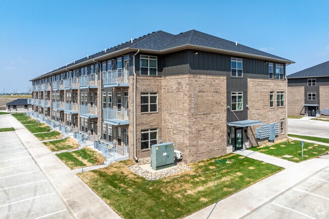 Building Photo - Brick Towne at Kettlestone