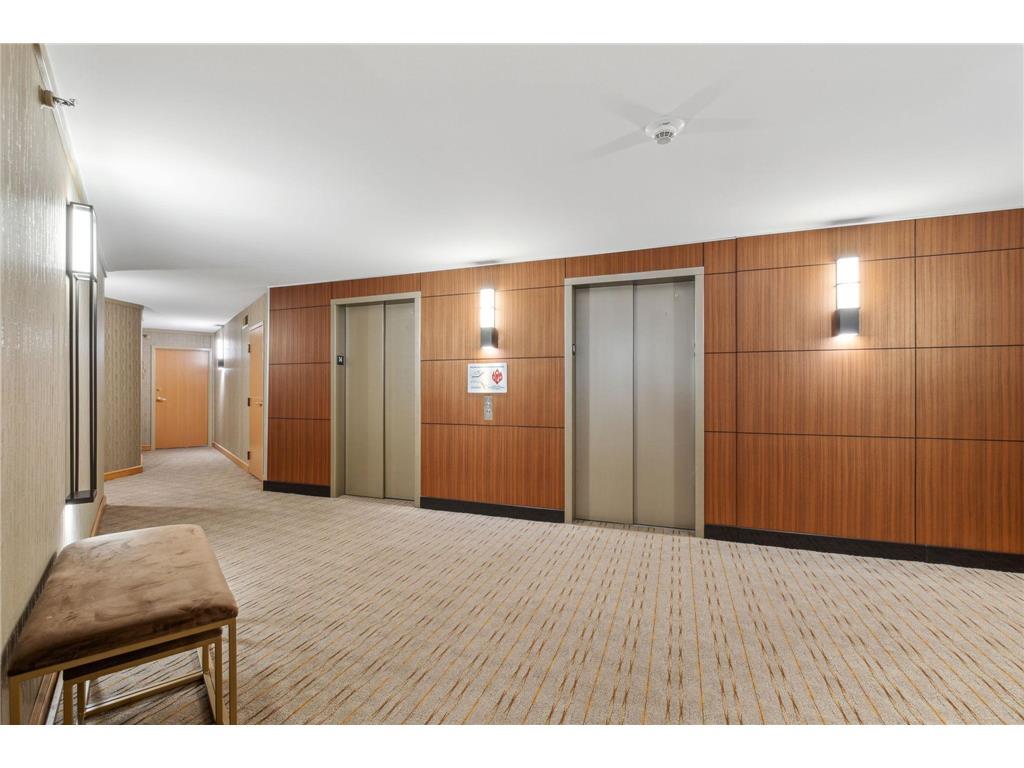 Foto principal - 2950 Dean Pkwy