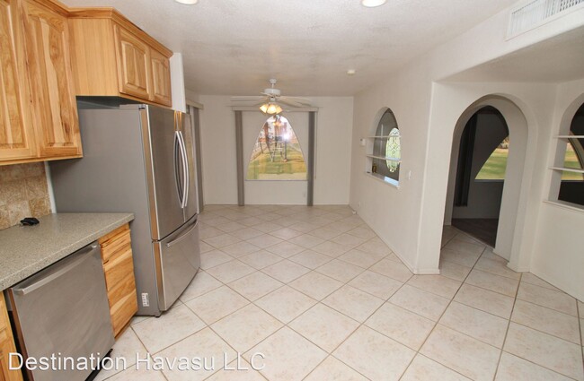 Foto del edificio - 3 br, 2 bath House - 654 Acoma Blvd S #1