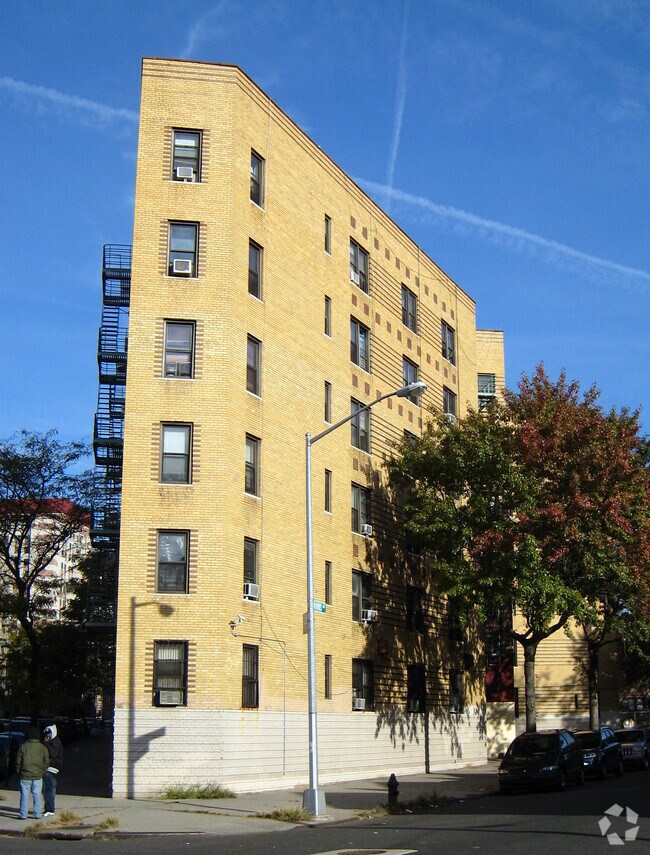 1495 Morris Ave, Bronx, NY 10457 Apartments Bronx, NY