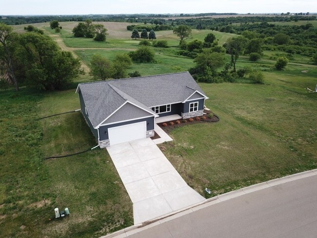 Building Photo - 103 Graelyn Cir