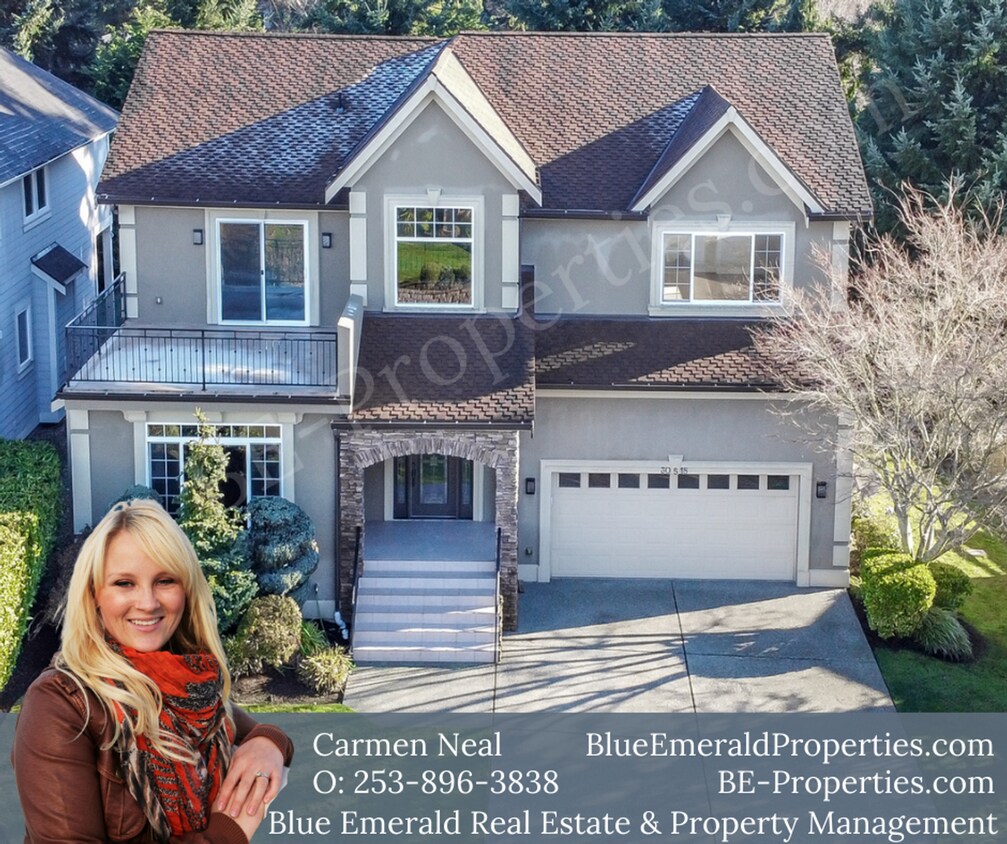 Primary Photo - Beautiful Federal Way Home