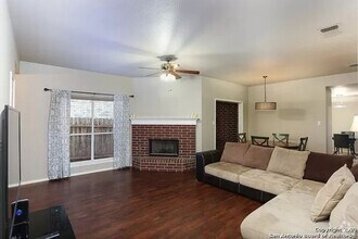 Building Photo - 5739 cedar