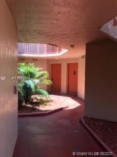 Foto del edificio - 10249 NW 9th St Cir
