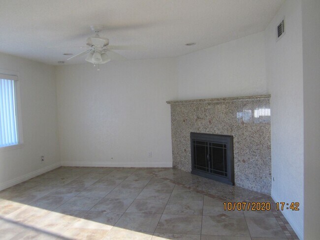 Building Photo - 3 br, 2.5 bath House - 726 SHERWOOD ST.