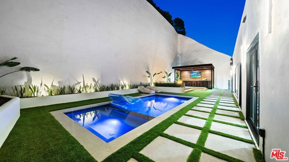 Photo - 1846 N Franklin Canyon Drive Unit