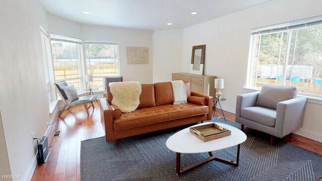 Foto del edificio - 1 br, 1 bath House - 4356 Cheasty Blvd S P...