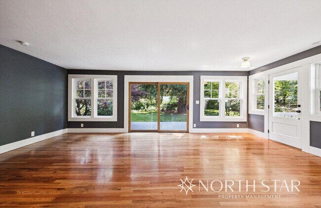 Foto del edificio - A Private Paradise Near Downtown