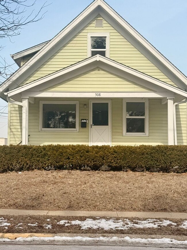 Building Photo - 508 Grand Ave