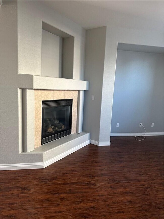 Foto del edificio - Great 2 story home of Southwest area