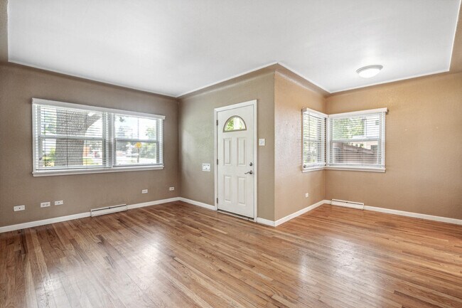 Foto del edificio - 1495 S St Paul St