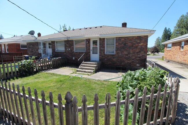 Building Photo - 5730 N Assembly St