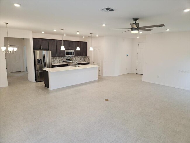 Building Photo - 26013 Ocelot Ln