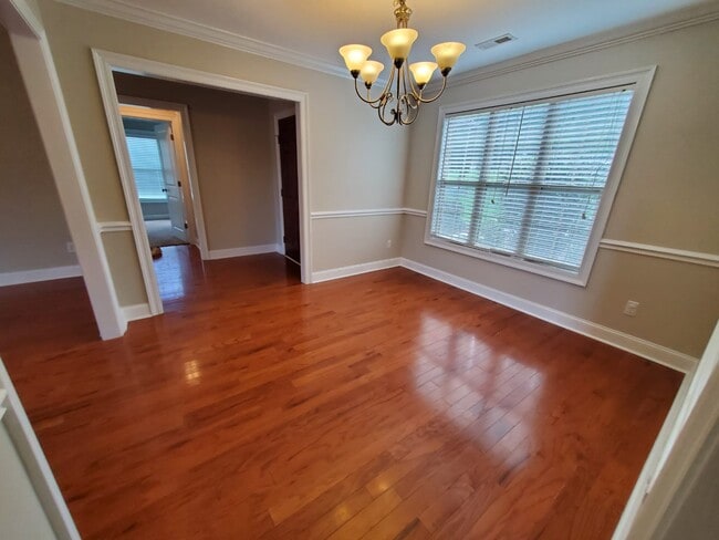 Foto del edificio - 486 Bell Cir