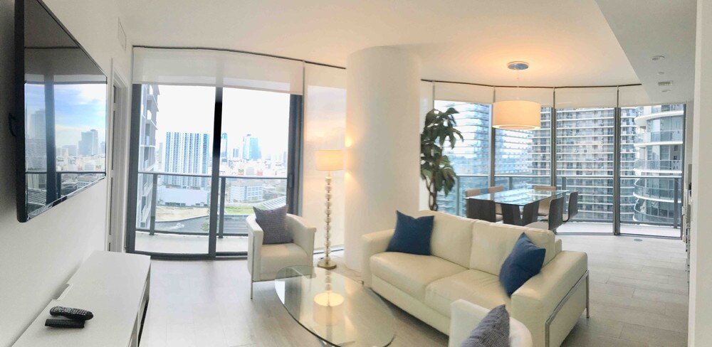 Open floor plan with panoramic views - 55 SW 9th St