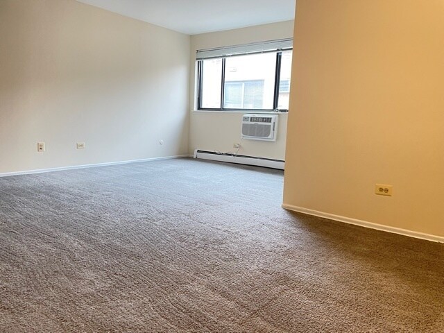 Foto del edificio - 525 W Deming Pl