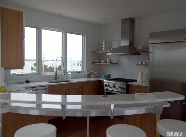 Foto del edificio - 427 Dune Rd