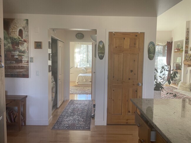 Foto del edificio - 1600 Pinebrook Blvd