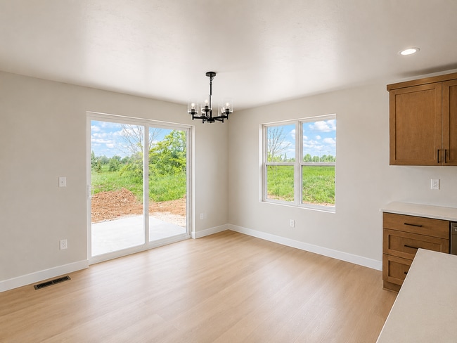 Building Photo - N1016 S Magdalyn Ct