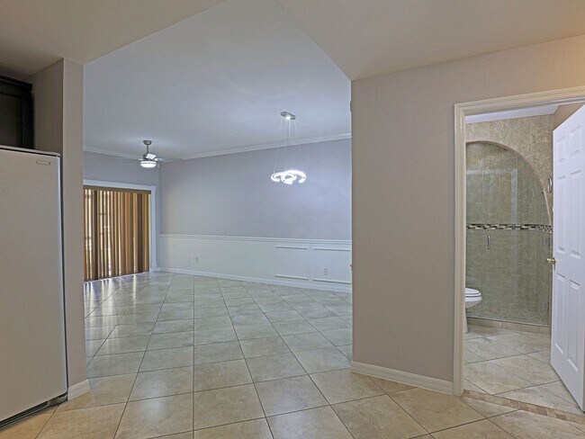 Foto del edificio - 4191 Bellasol Cir