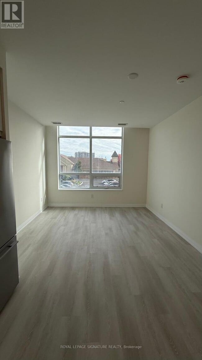 Building Photo - 3270 Sheppard Ave E