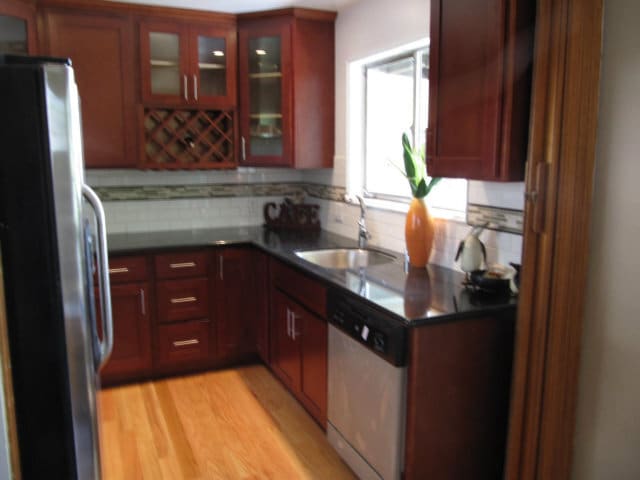 Building Photo - 131 Hawthorne Ave