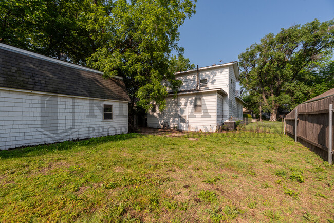 Building Photo - 232 S Sedgwick St