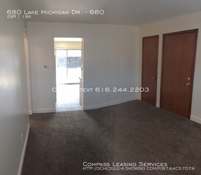 Building Photo - 680 Lake Michigan Dr