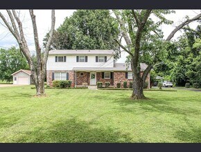 Building Photo - 214 Haynes Dr