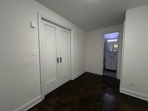 Building Photo - 96 Fifth Avenue