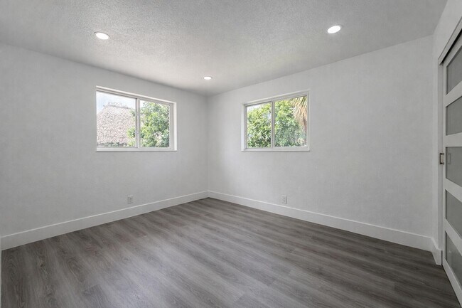 Foto del edificio - 2807 Reo Ln