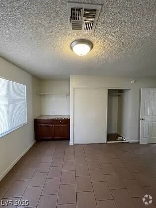Building Photo - 3908 Montebello Ave