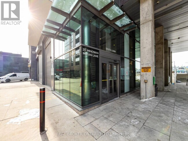 Building Photo - 20-1320 Minowan Miikan Ln