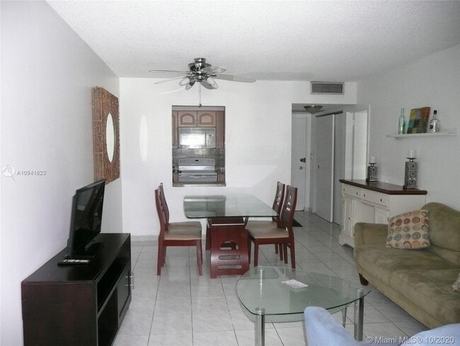 Building Photo - 17560 Atlantic Blvd