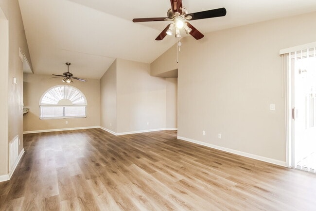 Foto del edificio - 7522 W Kerry Ln