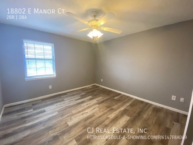 Building Photo - 18802 Manor Dr