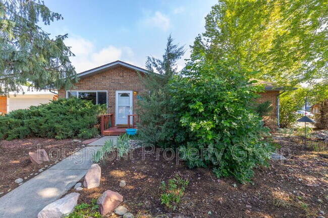 Building Photo - 926 Yeager Pl