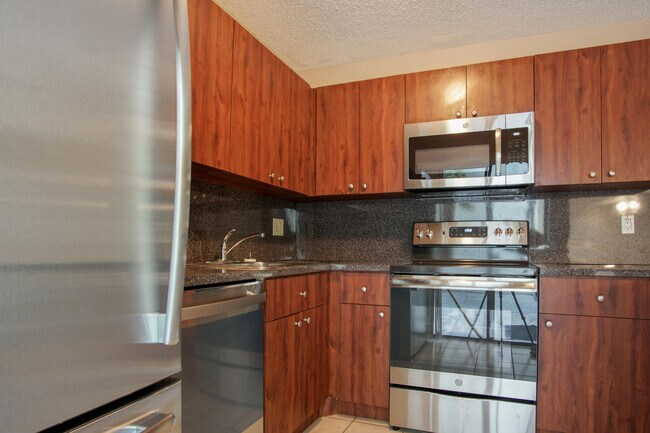 Foto del edificio - 4320 Lilac St