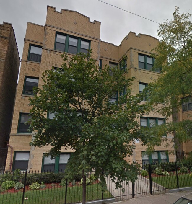 Primary Photo - 5038 N Kimball Ave