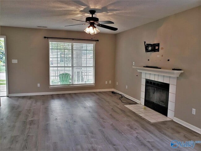 Foto del edificio - 110 SW Brushcreek Dr
